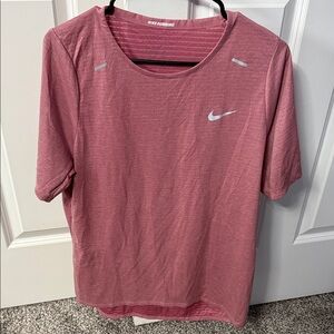 Nike Women's Rose Short Sleeve Tee